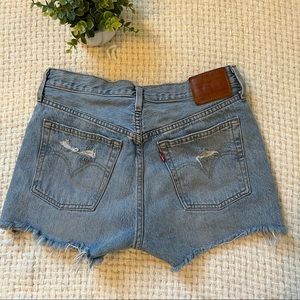 Vintage LEVI’S 501 big E shorts, 27
